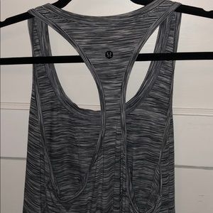 Lululemon workout tank